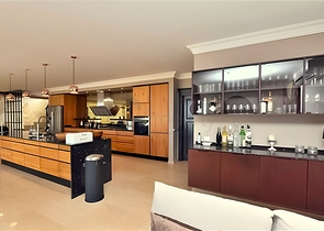 Элитная вилла 5+2 с видом на море в центре Аланьи — приватность, комфорт и роскошь в одном месте