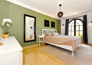 Элитная вилла 5+2 с видом на море в центре Аланьи — приватность, комфорт и роскошь в одном месте