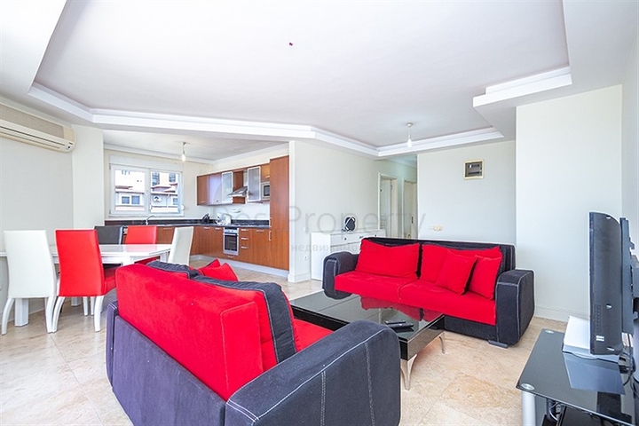 Просторная квартира 2+1 в ухоженном комплексе в районе Джикджилли — комфорт и удобство для жизни