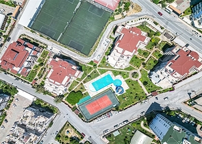 Просторная квартира 2+1 в ухоженном комплексе в районе Джикджилли — комфорт и удобство для жизни