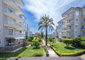 Просторная квартира 2+1 в ухоженном комплексе в районе Джикджилли — комфорт и удобство для жизни