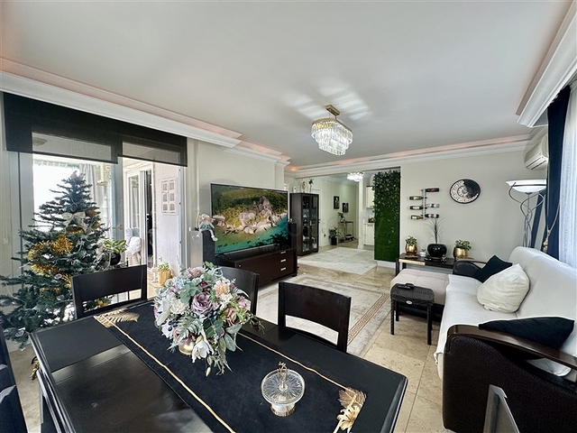 Уютная меблированная квартира 1+1 в престижном районе Джикджилли 