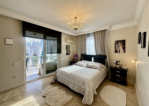 Уютная меблированная квартира 1+1 в престижном районе Джикджилли 