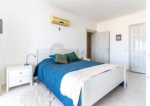 Светлая квартира с панорамным видом на море в районе Тосмур