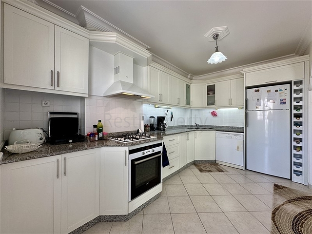 Комфортная квартира 2+1 в комплексе с развитой инфраструктурой