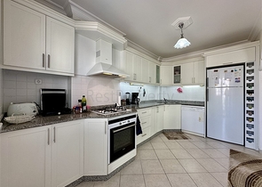 Комфортная квартира 2+1 в комплексе с развитой инфраструктурой