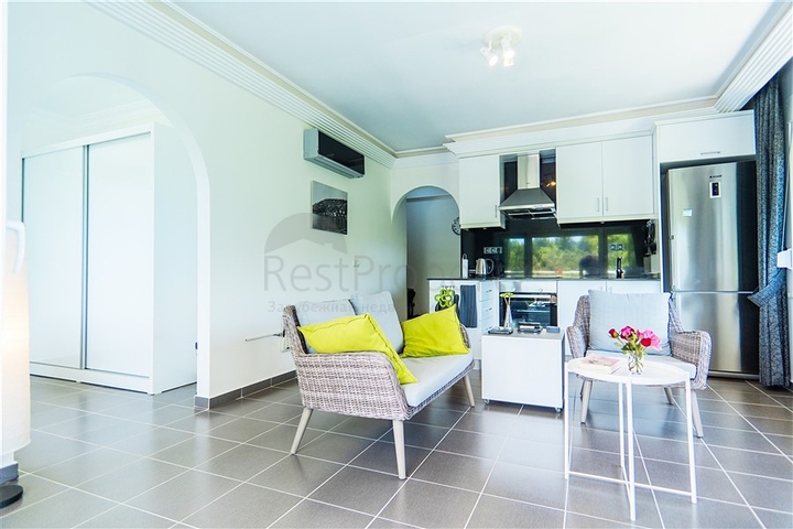 Уютная квартира 2+1 в доме с бассейном и зелёной территорией