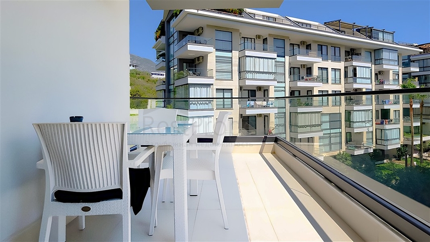 Просторная меблированная квартира 3+1 с богатой инфраструктурой в современном жилом комплексе