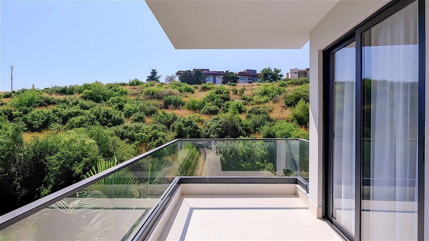 Просторная меблированная квартира 3+1 с богатой инфраструктурой в современном жилом комплексе