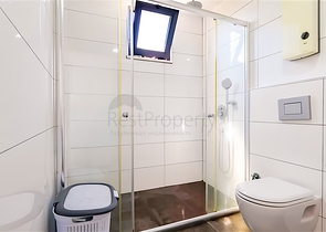 Просторная меблированная квартира 3+1 с богатой инфраструктурой в современном жилом комплексе