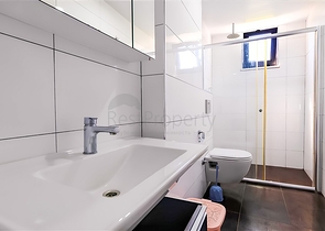 Просторная меблированная квартира 3+1 с богатой инфраструктурой в современном жилом комплексе