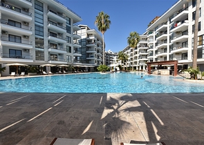 Просторная меблированная квартира 3+1 с богатой инфраструктурой в современном жилом комплексе