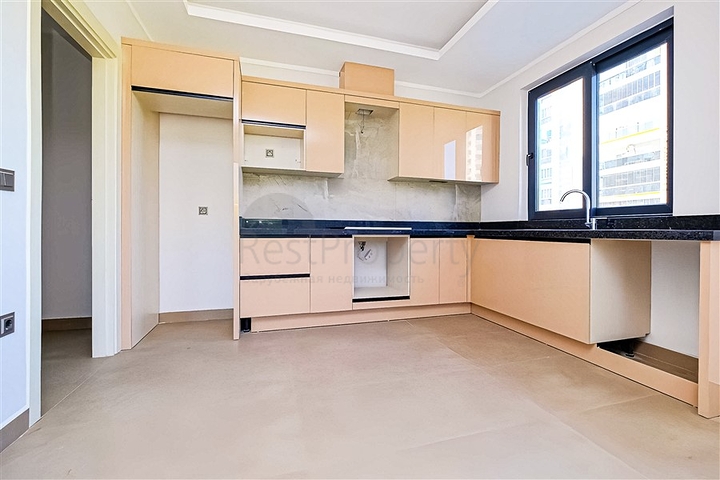 Современная квартира у моря в жилом комплексе премиум-класса