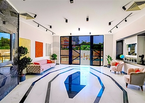 Современная квартира у моря в жилом комплексе премиум-класса