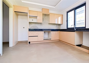 Современная квартира у моря в жилом комплексе премиум-класса