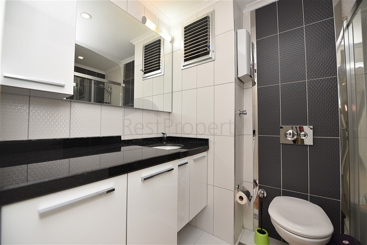 Уютная квартира 1+1 в жилом комплексе с богатой инфраструктурой в Авсалларе