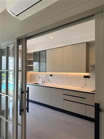 Предлагается квартира класса люкс в самом престижном районе города Анталия / Коньяалты