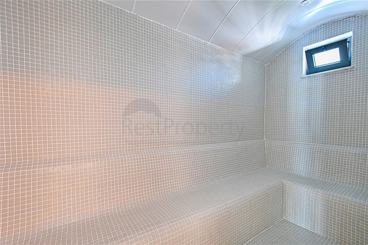 Стильная квартира с полной инфраструктурой в самом центре Махмутлара