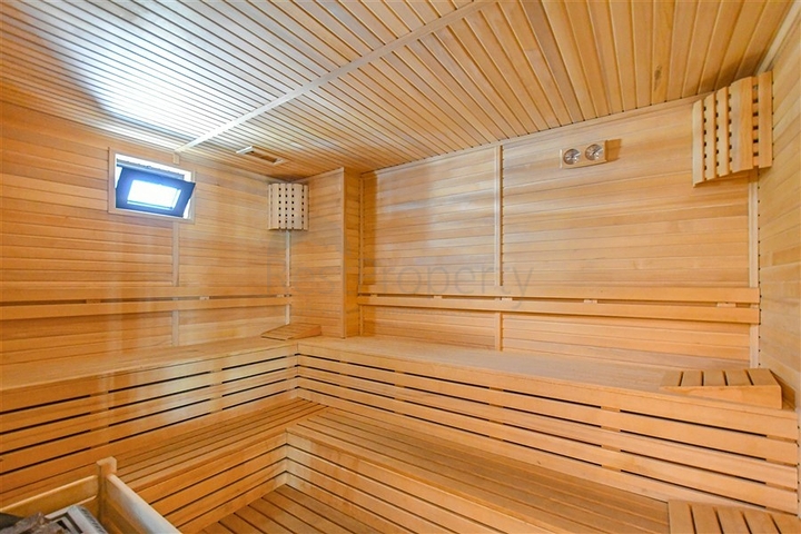 Стильная квартира с полной инфраструктурой в самом центре Махмутлара