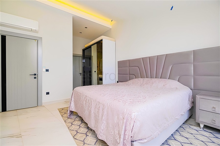 Роскошные апартаменты с видом на море в одном из лучших комплексов Аланьи