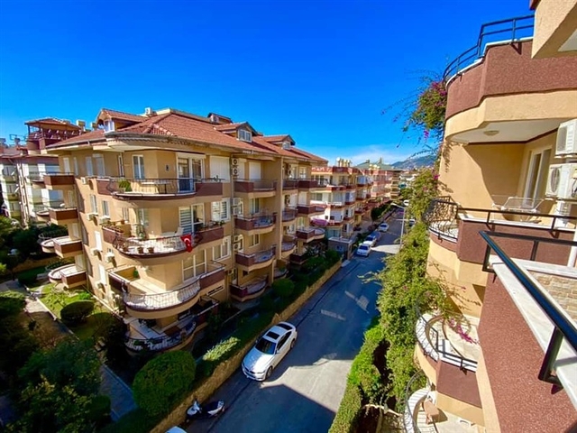 Уютные апартаменты в обжитом комплексе в самом сердце района Оба