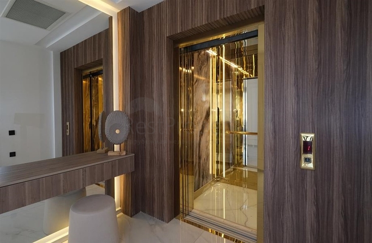 Современная вилла с панорамным видом на море в Аланье