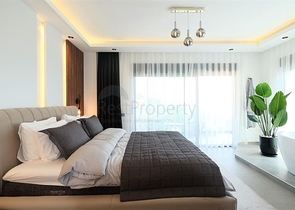 Современная вилла с панорамным видом на море в Аланье