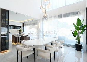 Современная вилла с панорамным видом на море в Аланье