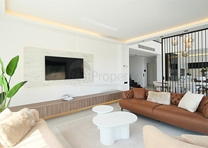 Современная вилла с панорамным видом на море в Аланье