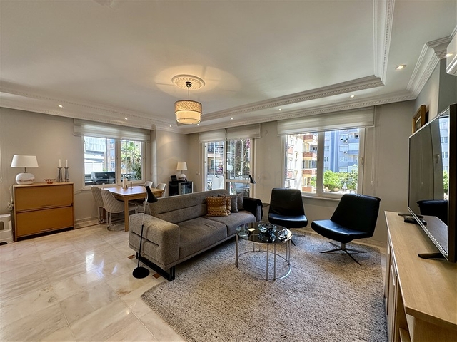 Уютная меблированная квартира в районе Оба — всего 400 метров от моря