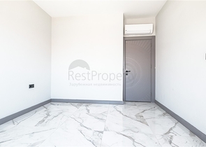 Пентхаус у моря с просторными террасами и панорамными видами