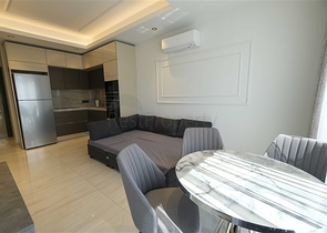 Современная квартира с панорамным видом на море в центре Махмутлара