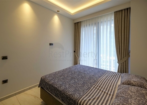 Современная квартира с панорамным видом на море в центре Махмутлара