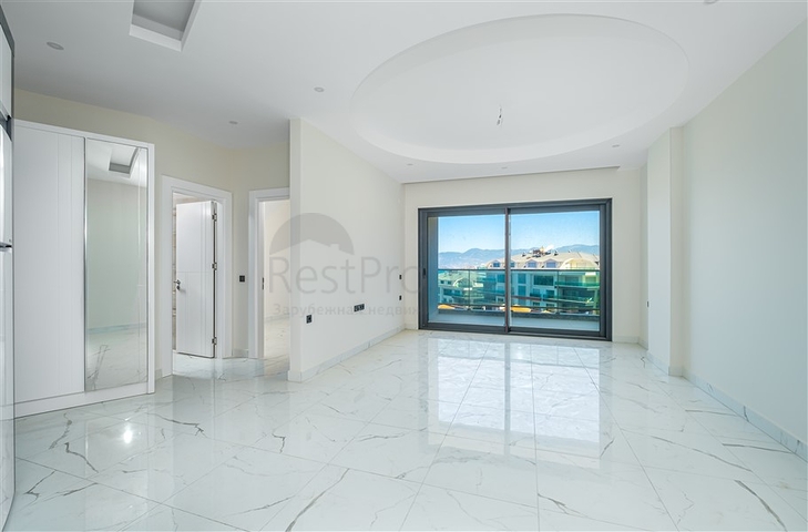 Современная квартира 1+1 с видом на море всего в 100 метрах от пляжа