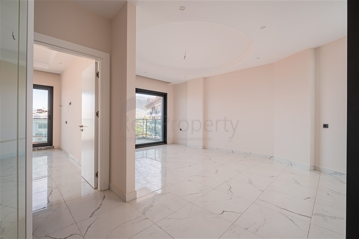 Современная квартира 1+1 с видом на море всего в 100 метрах от пляжа