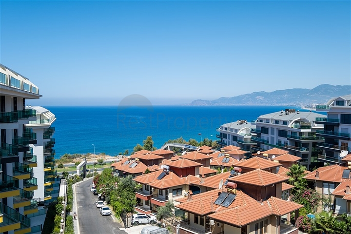 Современная квартира 1+1 с видом на море всего в 100 метрах от пляжа