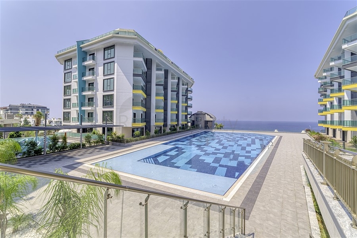 Современная квартира 1+1 с видом на море всего в 100 метрах от пляжа
