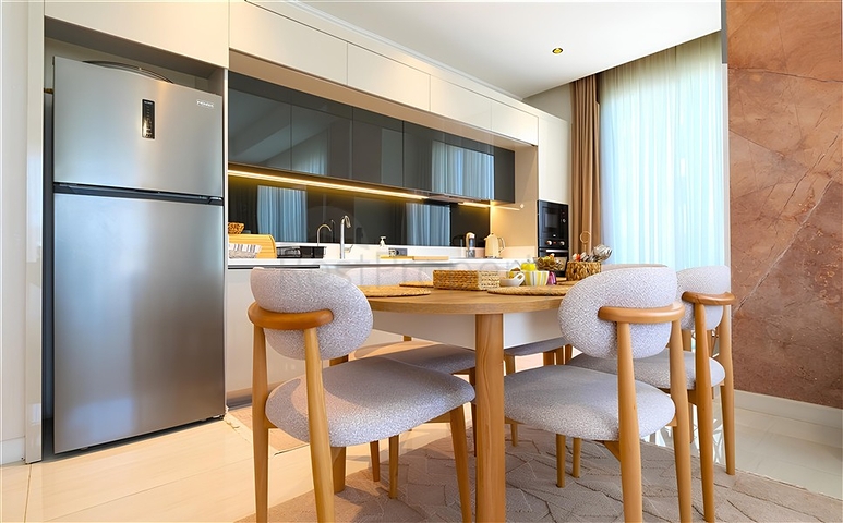 Роскошная квартира 3+1 с садом в элитном комплексе у моря