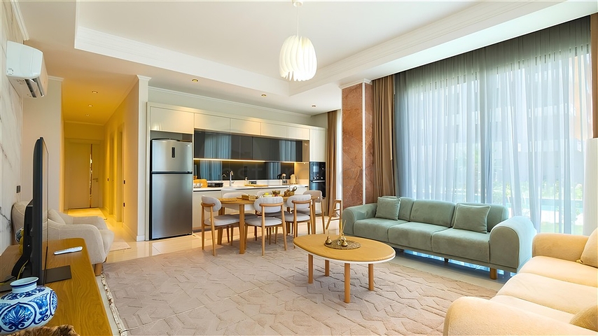 Роскошная квартира 3+1 с садом в элитном комплексе у моря