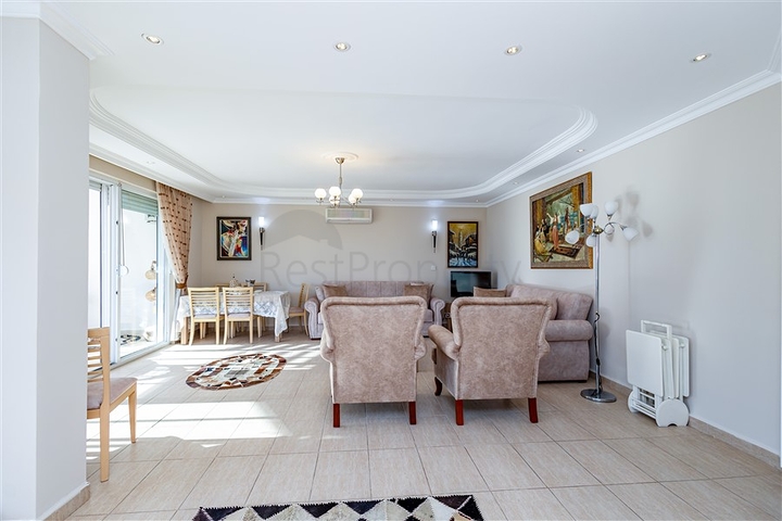 Уютная меблированная квартира 2+1 в комплексе с инфраструктурой