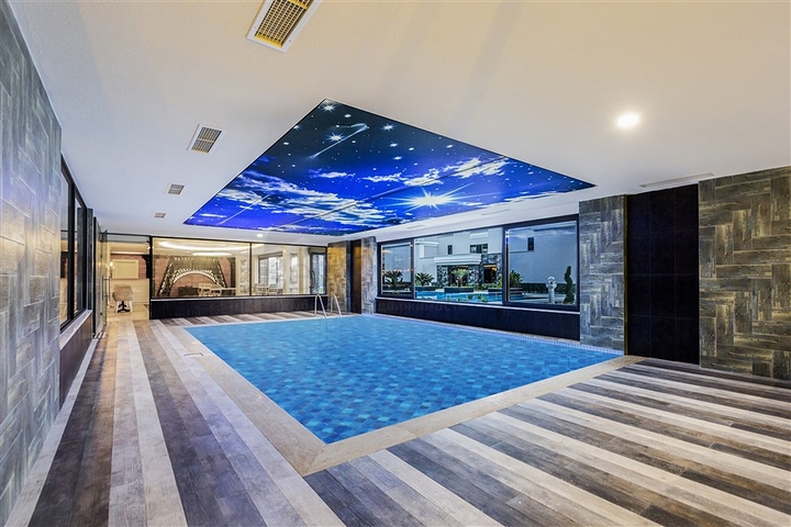 Просторный пентхаус 3+1 с видом на море всего в 50 метрах от пляжа