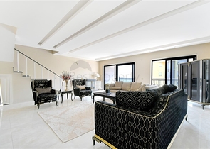 Просторный пентхаус 3+1 с видом на море всего в 50 метрах от пляжа