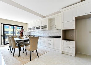 Просторный пентхаус 3+1 с видом на море всего в 50 метрах от пляжа