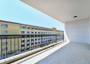 Просторный пентхаус 3+1 с видом на море всего в 50 метрах от пляжа