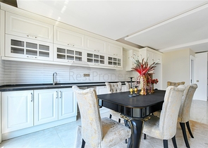 Просторный пентхаус 3+1 с видом на море всего в 50 метрах от пляжа