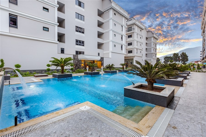 Пентхаус 3+1 в 50 метрах от моря — простор и комфорт рядом с природой