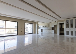 Пентхаус 3+1 в 50 метрах от моря — простор и комфорт рядом с природой