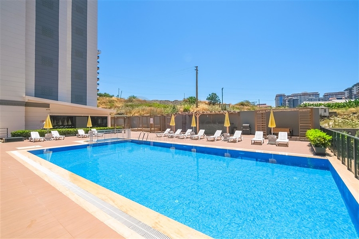 Современный пентхаус 2+1 в престижном комплексе в Махмутларе