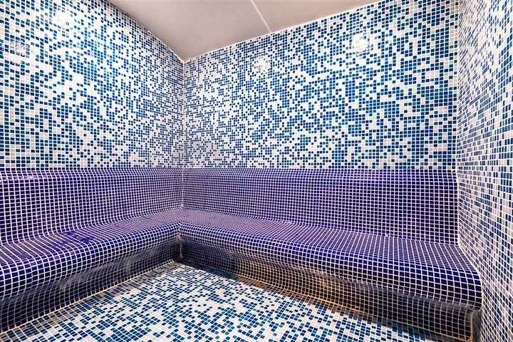 Современный пентхаус 2+1 в престижном комплексе в Махмутларе