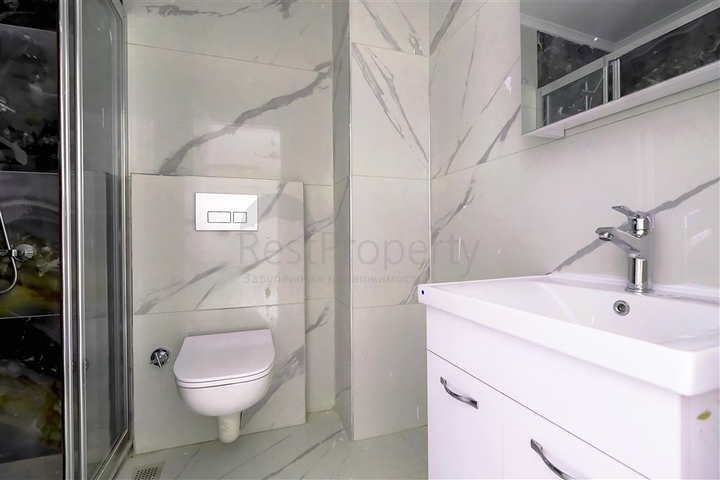 Современный пентхаус 2+1 в престижном комплексе в Махмутларе